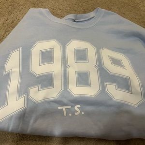 Taylor swift 1989 hoodie